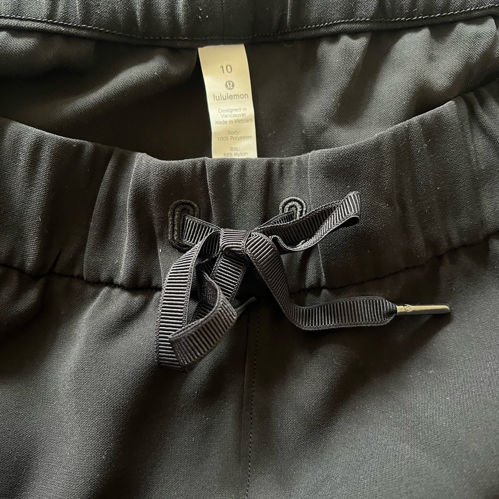 Lululemon On The Fly Full Length Joggers